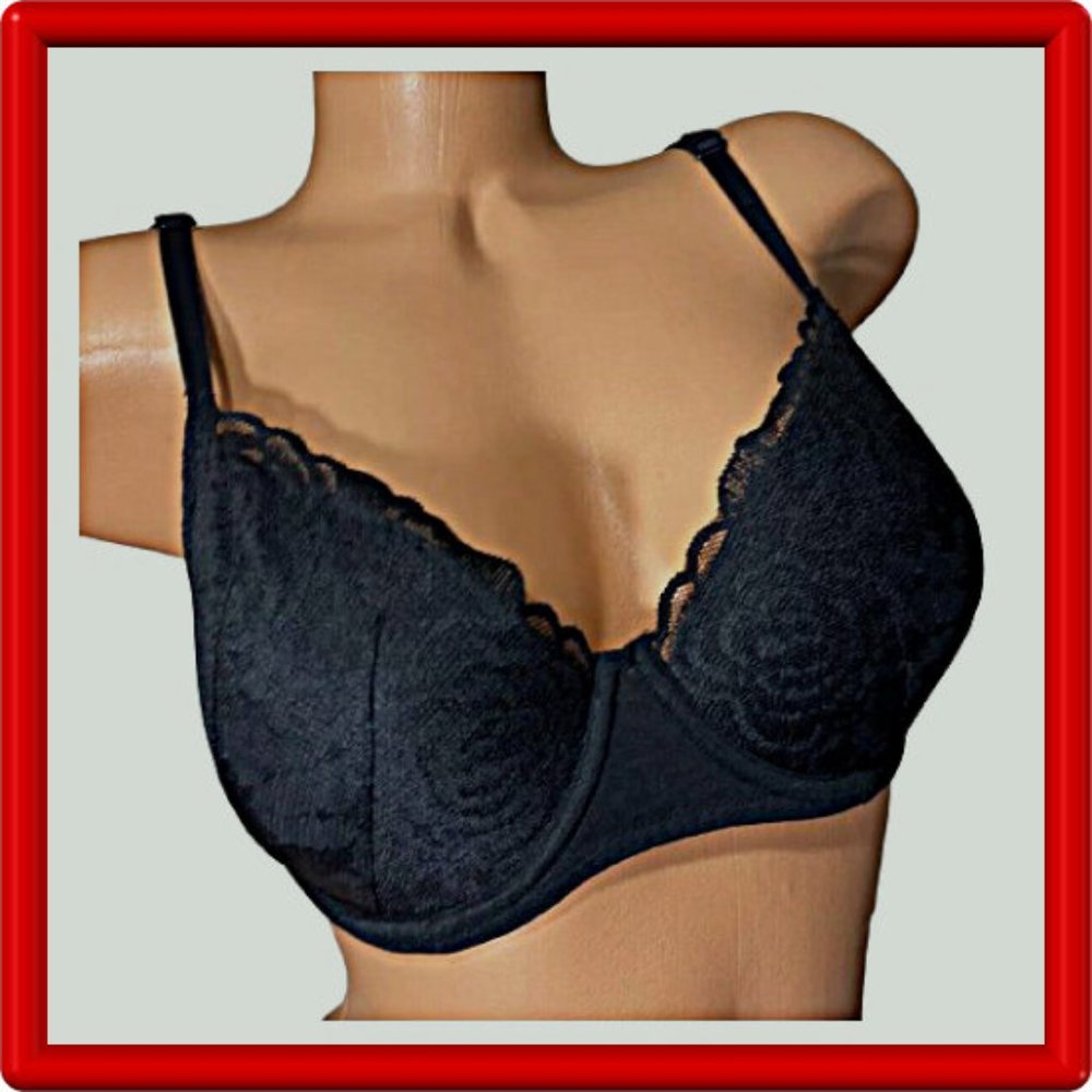 Victoria's Secret PINK Lace Date Push-up Bra - NWT